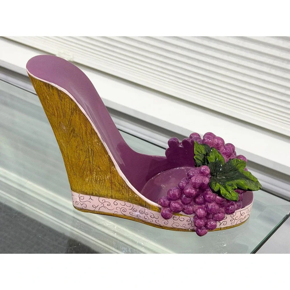 Grape Shoe Wine Holder 9.5